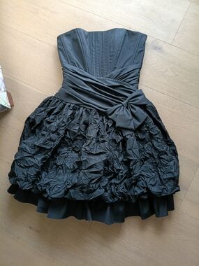 Jessica McClintock Black Strapless Mini Dress with Bow